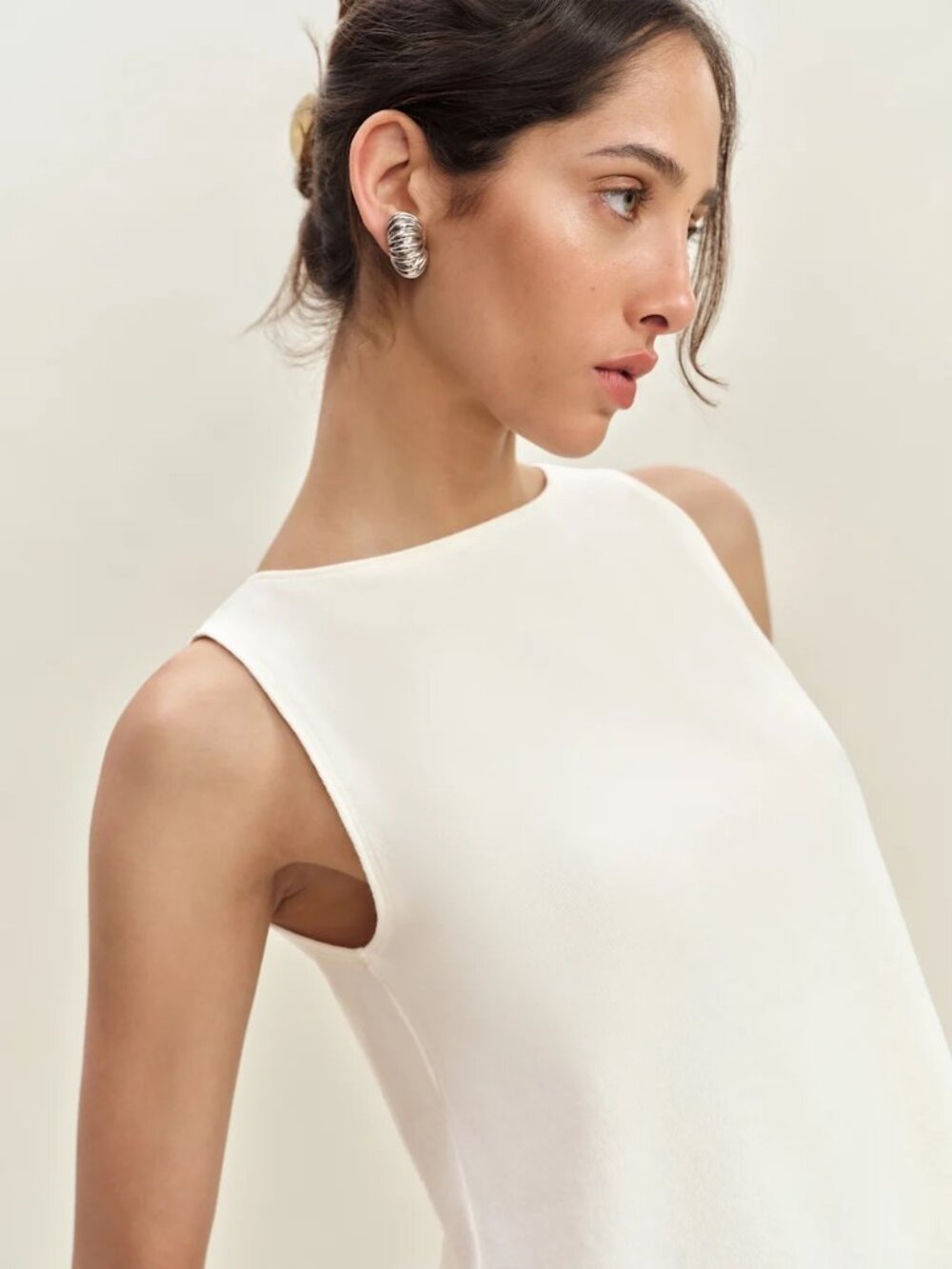 Reformation | Pears Top - Picture 3 of 7
